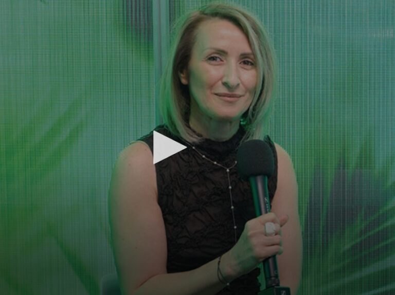 Ionela Mitran, country manager, Global Payments: Extinderea plăţilor cu cardul şi telefonul mobil transformă rolul terminalelor de plată, care au evoluat de la simple aparate de încasare la instrumente de business Ionela Mitran, country manager, Global Payments: Extinderea plăţilor cu cardul şi telefonul mobil transformă rolul terminalelor de plată, care au evoluat de la simple aparate de încasare la instrumente de business