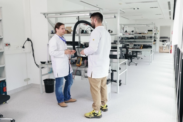 Forvia Hella confirmă închiderea centrul tehnic din Iași și explică motivele. „Condițiile care au justificat deschiderea locației din Iași nu mai sunt valabile”