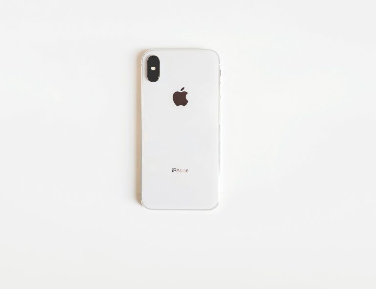 Este imposibil de făcut un iPhone „Assembled in USA” sau doar prea scump? Poate Apple să producă celebrele telefoane mobile în America?
