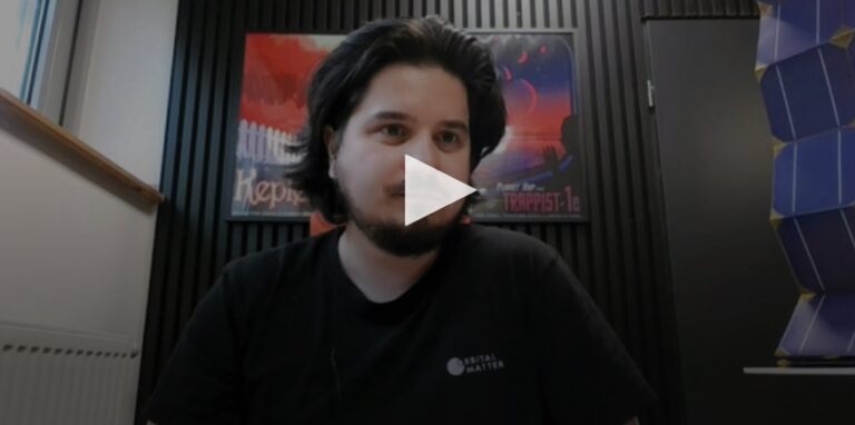 Robert Ihnatişin, cofondator şi CTO al Orbital Matter, care dezvoltă imprimante 3D care creează diverse lucruri în spaţiu: Pregătim primele demonstraţii de imprimare 3D direct în spaţiu. Avem două lansări programate pentru anul viitor