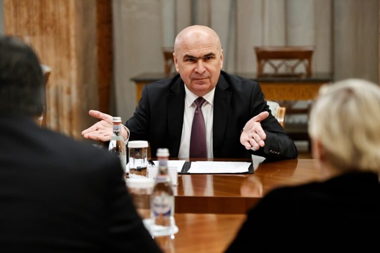 Ilie Bolojan, despre reforma ANCOM, ANRE şi ASF: Aceste autorităţi au ajuns de-a lungul anilor să aibă scheme de personal umflat artificial şi, mai grav, să ajungă la niveluri de salarizare care nu mai au nicio legătură cu realităţile economice