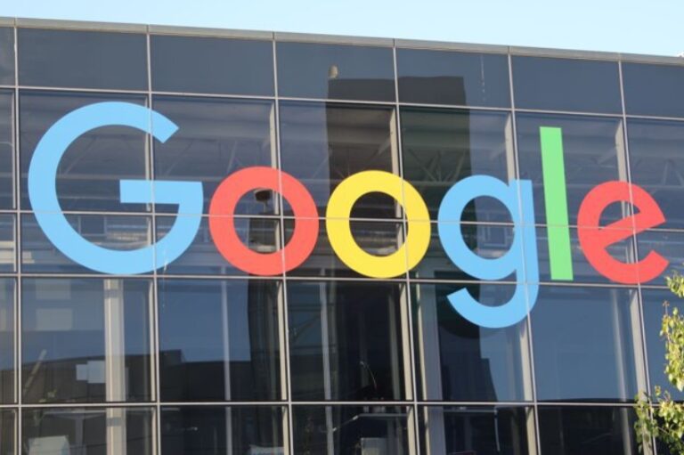 Victorie pentru Google în procesul istoric antitrust din SUA: Deşi a fost declarat un “monopol”, gigantul tech scapă de “opţiunea nucleară” – vânzarea browserului Chrome sau a sistemului de operare Android