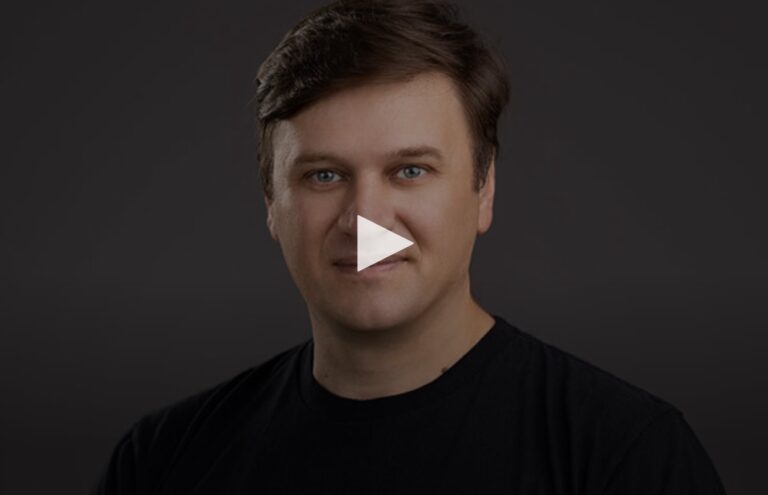 Ovidiu Ana, Fundaţia Orange, despre programul Digitaliada: Vrem să aducem AI-ul şi componenta de „realitate extinsă” (XR) în procesul de predare ca să avem de exemplu lecţii de geografie realizate în VR – realitate virtuală Ovidiu Ana, Fundaţia Orange, despre programul Digitaliada: Vrem să aducem AI-ul şi componenta de „realitate extinsă” (XR) în procesul de predare ca să avem de exemplu lecţii de geografie realizate în VR – realitate virtuală