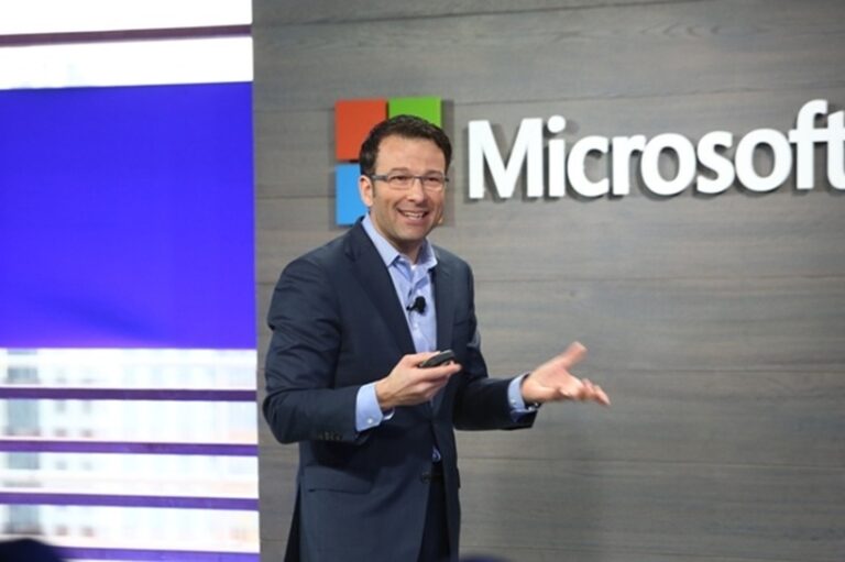 Microsoft îl numeşte pe Judson Althoff CEO al diviziei comerciale; Satya Nadella se concentrează pe tehnologie