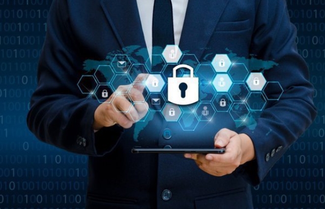 Microsoft Digital Defense Report: România ocupă locul 52 la nivel global în ceea ce priveşte impactul atacurilor cibernetice în 2025. Serviciile publice critice rămân ţinte principale pentru infractorii cibernetici