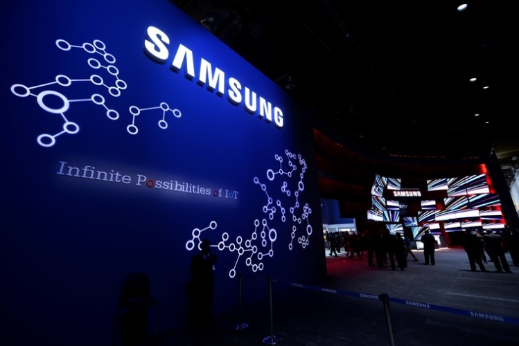 Fondatorii Samsung Electronics, puși în situația de a vinde acțiuni de 1,2 miliarde dolari pentru a plăti taxe și împrumuturi