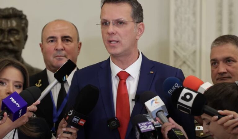 Ministrul Apărării: Obiectivul este să finanţăm pe SAFE un proiect de producţie de drone/ Dorim să finalizăm aceste discuţii cu un joint venture între România şi Ucraina/ Nu avem nevoie de drone de atac, avem nevoie de drone interceptoare