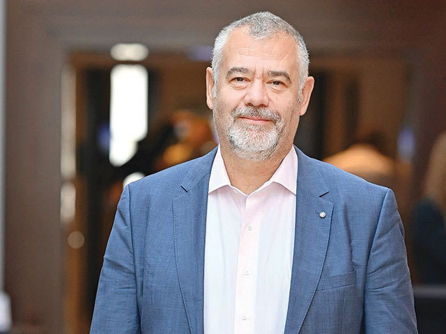 AROBS, cea mai mare companie de IT de pe bursă, la a treia achiziţie din 2025 – compania de inginerie auto Gess din Sibiu. Voicu Oprean, CEO: „Nu ne oprim. În momentele de incertitudine apar oportunităţile strategice“