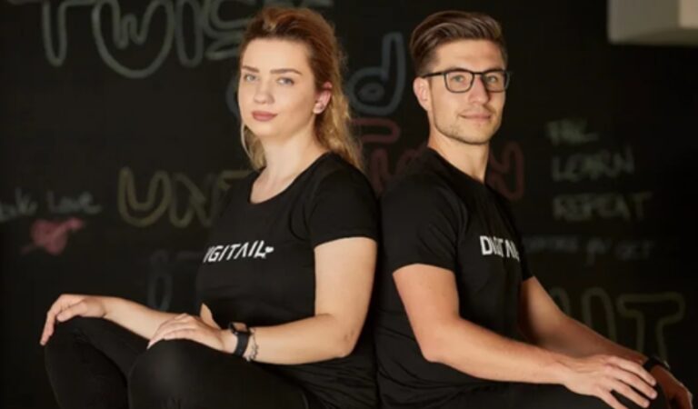 Finanțare de 23 milioane dolari pentru un startup românesc destinat cabinetelor veterinare și proprietarilor de animale. Fondul AI al Google, printre investitori