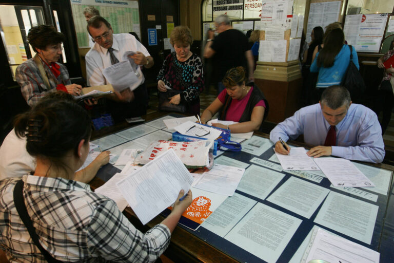 Apare un site unde cetățenii vor putea afla toate serviciile oferite de stat – unde, cu ce documente și ce taxe