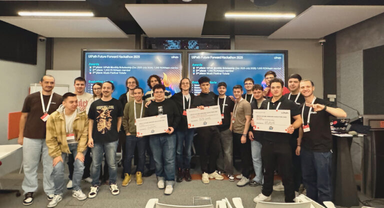 O echipă de studenţi care a creat o platformă inteligentă de analiză a concurenţei a câştigat un hackathon UiPath în Bucureşti. Mihai Silviu Murgan, UiPath: „Noile generaţii trebuie să înveţe să valorifice puterea AI”