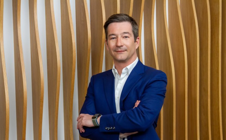 Tranzacție – Fostul proprietar Regina Maria cumpără pachetul majoritar la cel mai mare integrator IT pentru retail și banking din România. MidEuropa revine în România cu o nouă achiziție