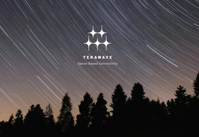Blue Origin lansează ”TeraWave”, o reţea globală cu 5.408 sateliţi pentru comunicaţii de mare viteză