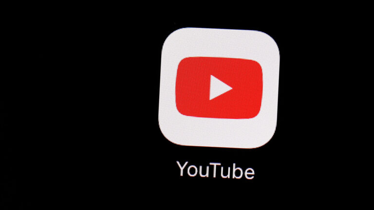 YouTube pare cotropit de AI slop. Dar tot YouTube dă undă verde clipurilor Shorts animate de AI