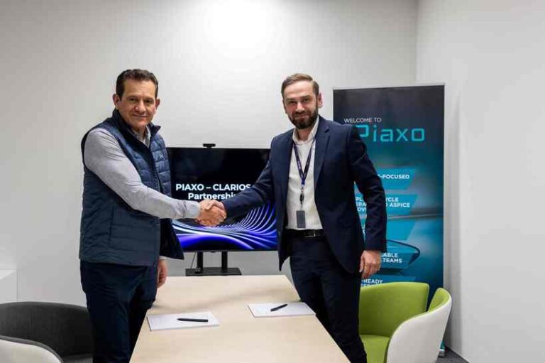 Compania românească de inginerie Piaxo anunţă un nou centru de cercetare şi dezvoltare la Timişoara, în parteneriat cu gigantul american Clarios, liderul mondial în producţia de baterii auto, unde va recruta 120 de ingineri