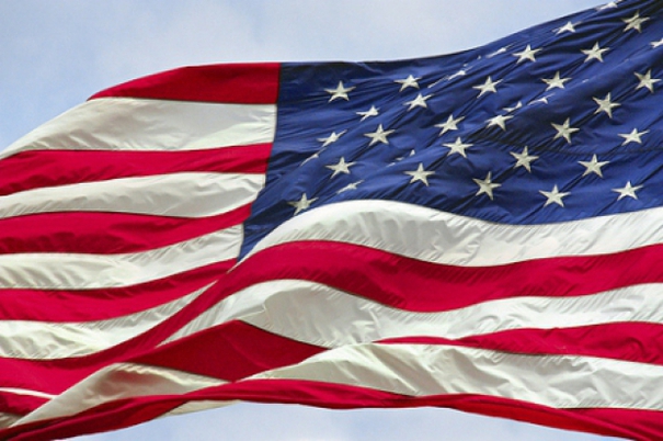 Marile companii americane au planuri de a elimina zeci de mii de locuri de muncă în încercarea de a-şi reduce costurile şi accelera investiţiile în AI