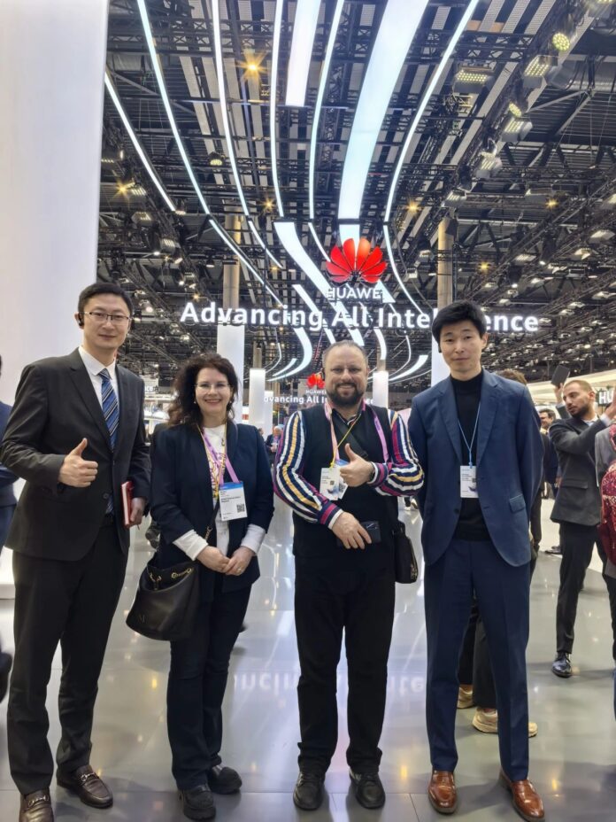 C@M-Huawei-MWC 2026-1