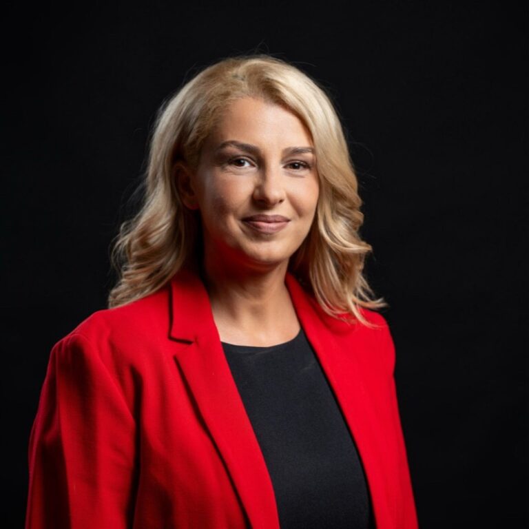 Equans, companie de servicii energetice cu venituri de 19 mld. euro din grupul francez Bouygues, a deschis un hub IT în România axat pe securitate cibernetică şi AI. “Este o investiţie strategică în capabilităţile noastre IT.România are un talent tehnologic excepţional”