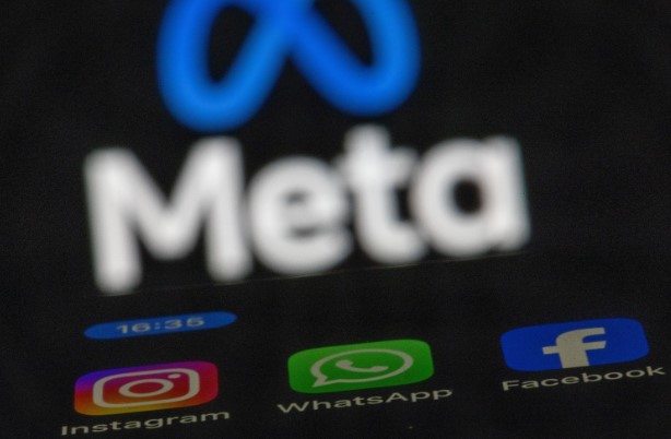 Meta va permite accesul chatboţilor AI concurenţi pe WhatsApp timp de 12 luni, pentru a evita o intervenţie de urgenţă din partea Comisiei Europene